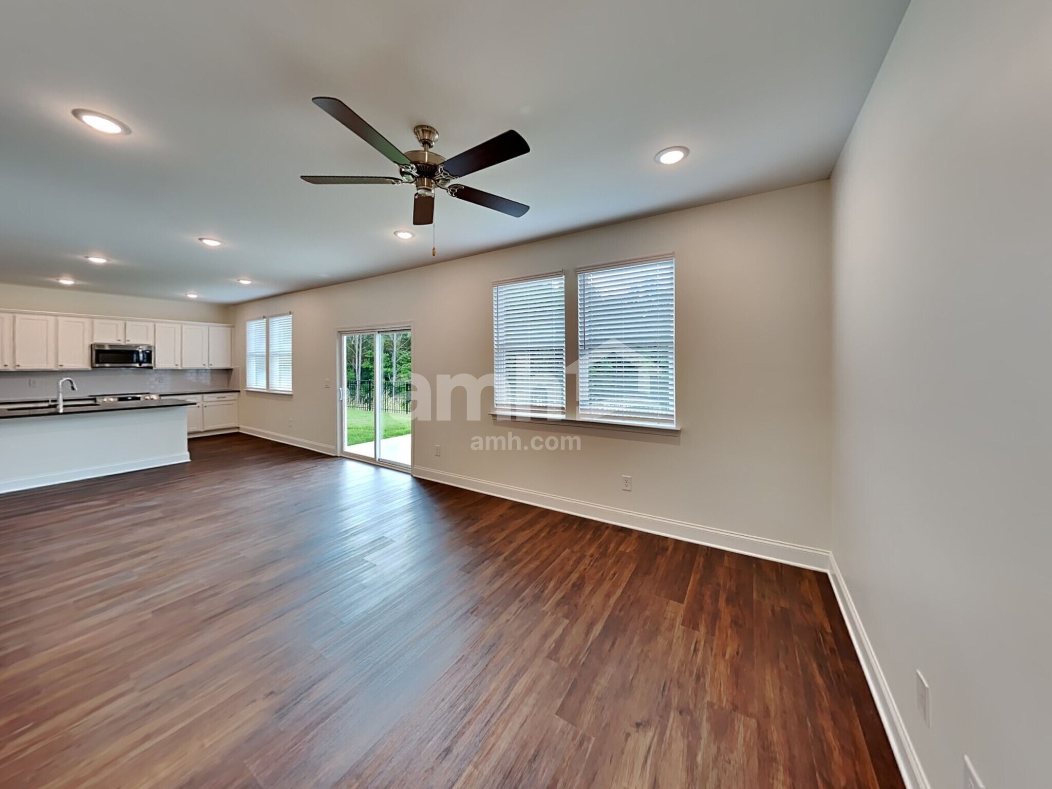 Building Photo - 4010 Chivalry Dr