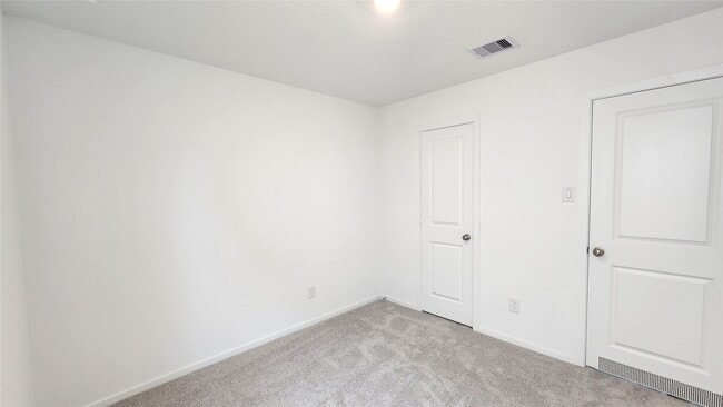 Building Photo - 16815 Old Wagon Wy