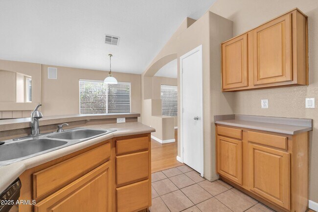 Building Photo - 8544 W Cherry Hills Dr