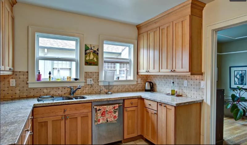 Building Photo - 2107 5th Ave N