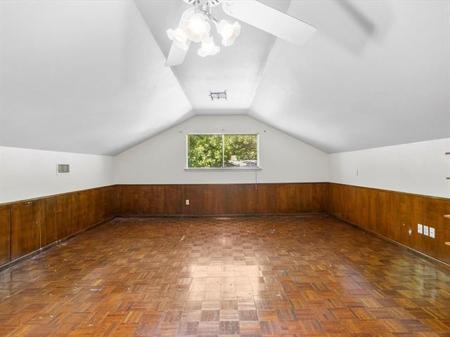 Building Photo - 1004 Overhill Dr