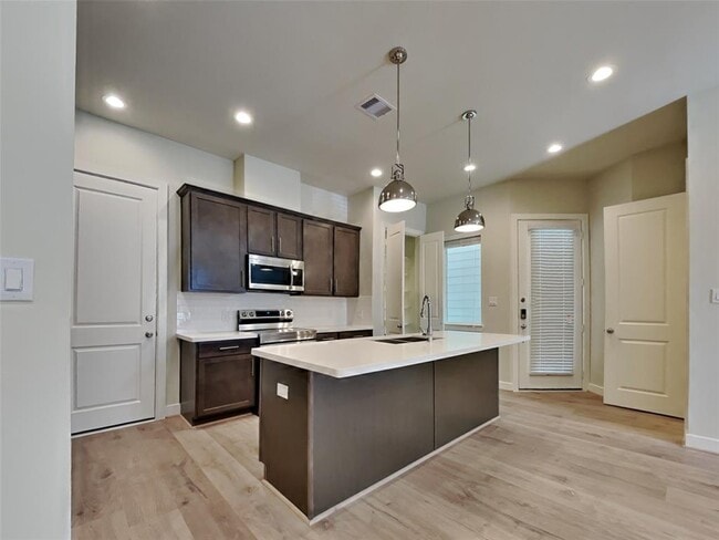 Building Photo - 2607 Quinn Ridge Way