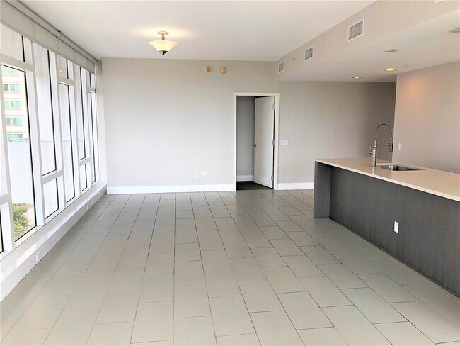 Building Photo - 145 2nd Ave S