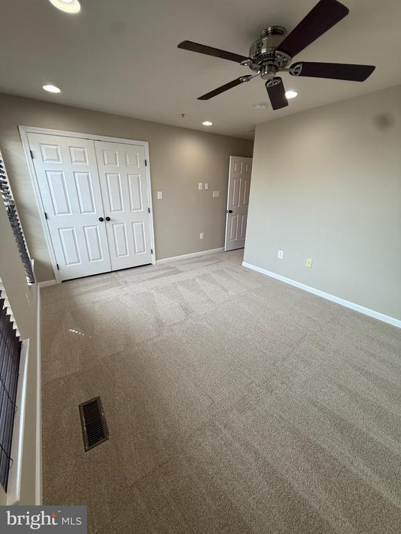 Building Photo - 6510 Daytona Ct