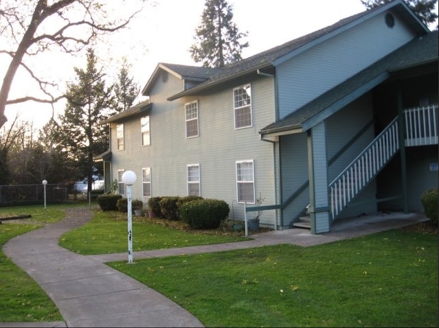 Building Photo - Butte Creek