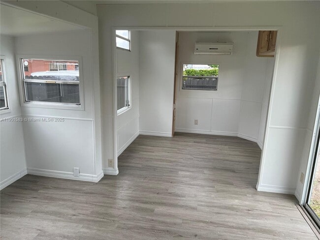 Building Photo - 1600 NW 42nd St