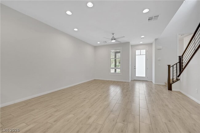 Building Photo - 11696 Redwood Mountain Ave