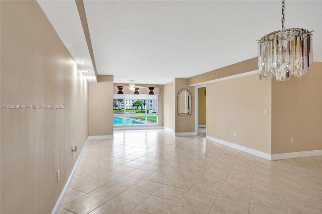 Building Photo - 12547 Imperial Isle Dr
