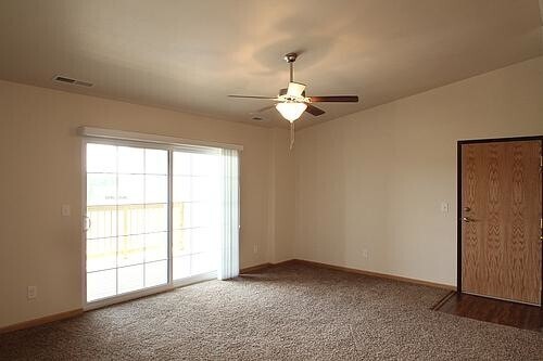 Building Photo - $1,200 | 2 Bedroom, 2 Bathroom Condo | No ...