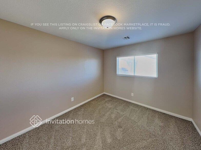 Building Photo - 12045 Spice Tree St