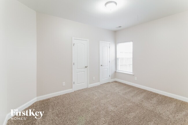 Building Photo - 228 Berwick Dr