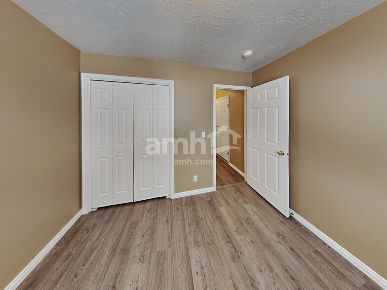 Building Photo - 1886 Juniper Dr