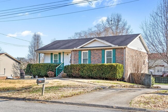 Building Photo - Quiet home near Fort Campbell- Waiting for you to call home