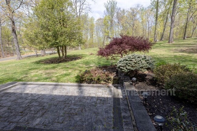 Building Photo - 6197 Edwards Dr
