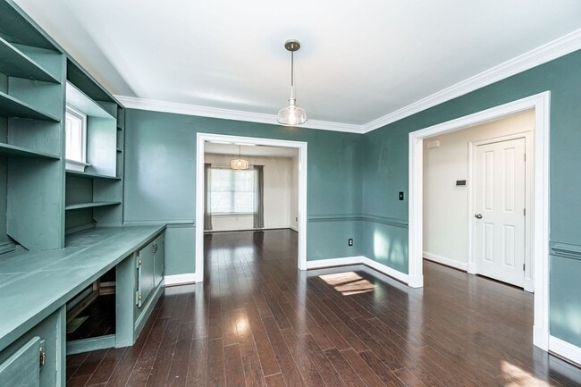 Building Photo - Beautiful Northside RVA Home-Move In Ready