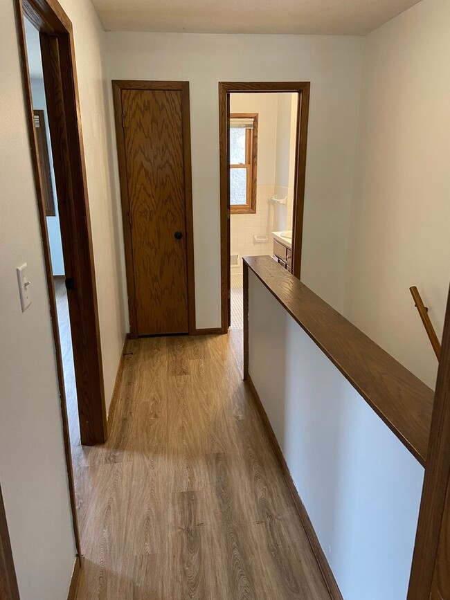 Building Photo - 1671-1673 Leone