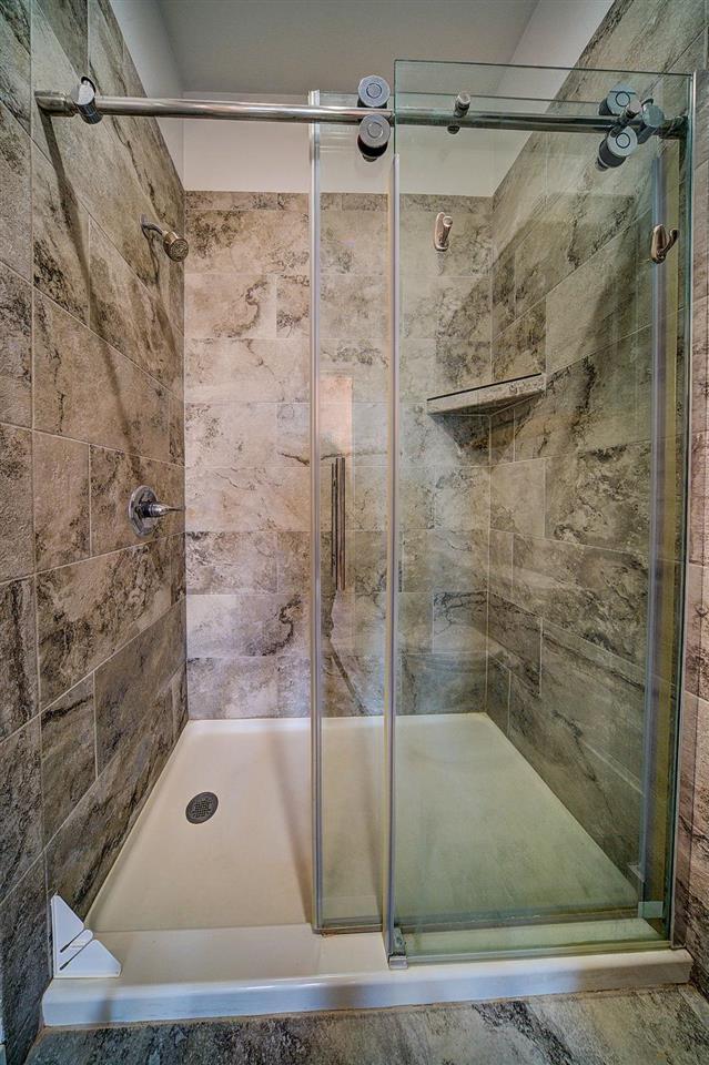 Building Photo - 704 American Pharaoh Dr