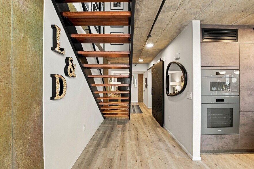 Building Photo - 1780 Kettner Blvd