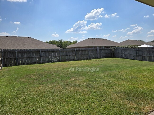 Building Photo - 3068 Clydesdale Way