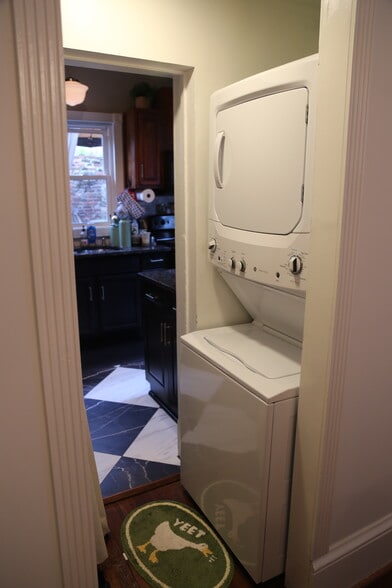 Laundry - 728 Woodson St SE