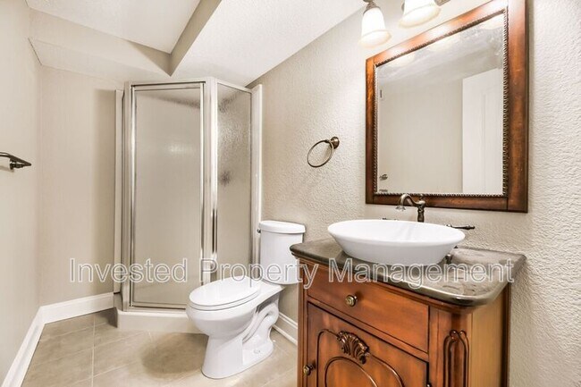 Building Photo - 2880 W Long Cir