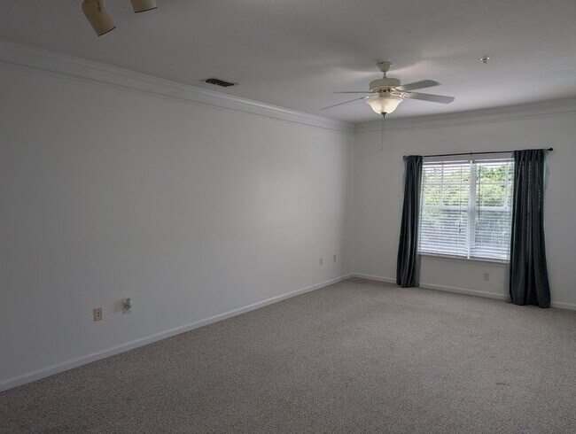 Building Photo - 4207 S Dale Mabry Hwy