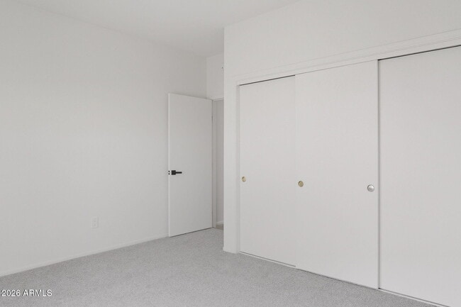 Building Photo - 22408 N Las Vegas Dr