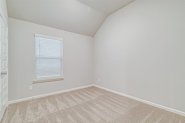 Building Photo - 2419 Rocky Mountain Dr