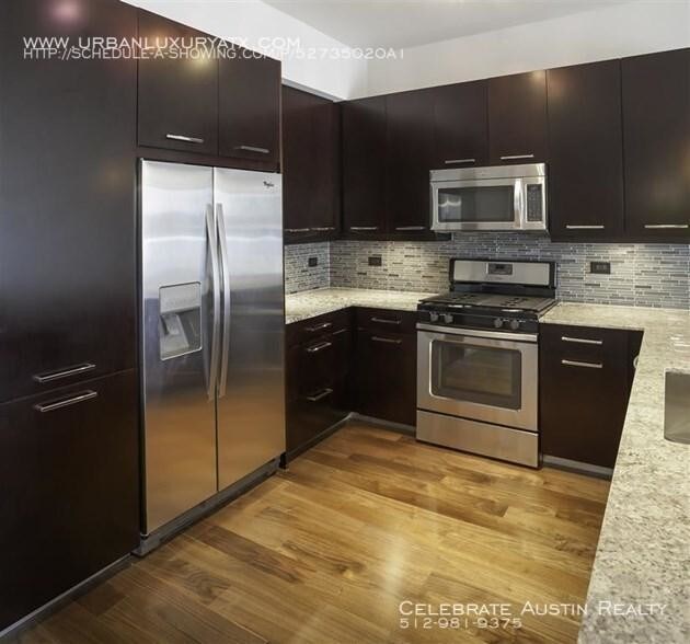 Primary Photo - bedroom in Austin TX 78701