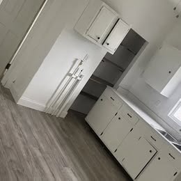 Building Photo - 327 W Missouri St