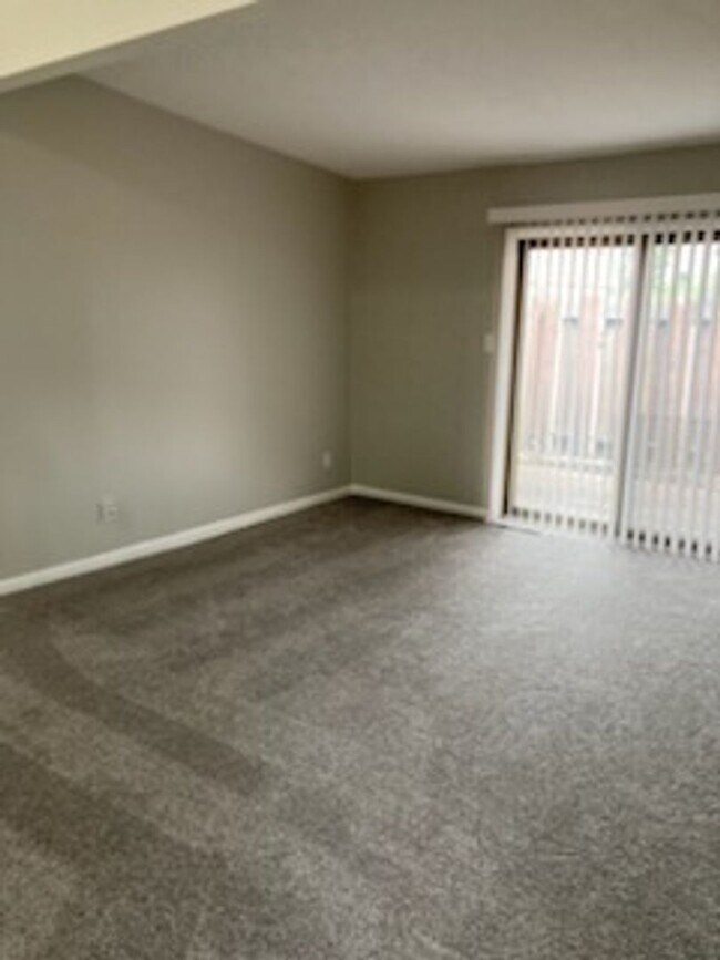 Building Photo - 3707 SW 29th Terrace