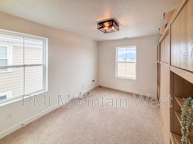 Building Photo - 11682 S Bingham Rim Rd