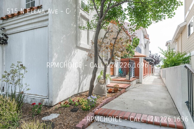 Building Photo - 515 N Elena Ave