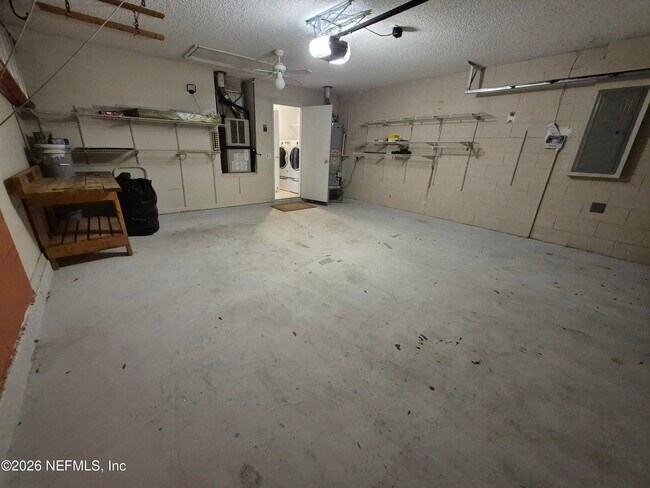 Building Photo - 1945 Millington Ln