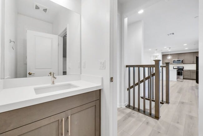 Building Photo - 11063 Spotlight Dr
