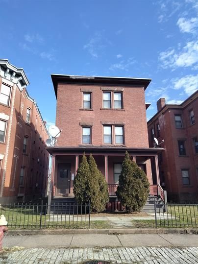 Primary Photo - 52 Congress St