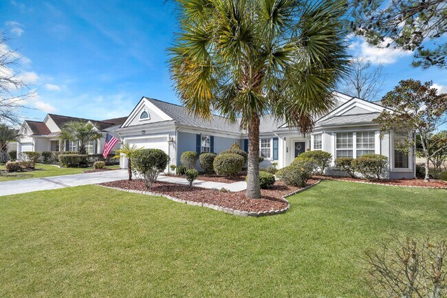 Building Photo - "Spacious Golf and Lagoon View 2 Bed, 2 Bath Rental Home in Sun City!