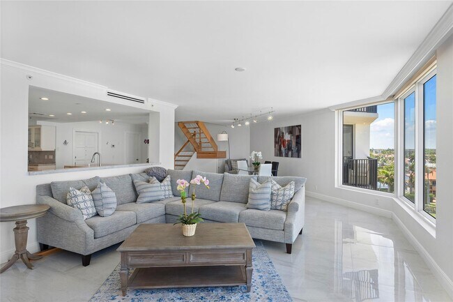 Building Photo - 2575 S Ocean Blvd