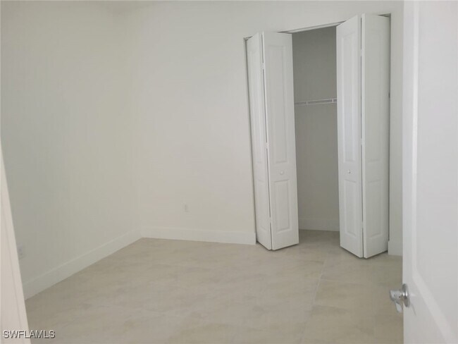 Building Photo - 4873 Gambero Wy