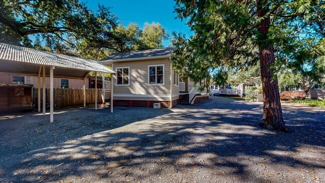 Building Photo - Serene 1 bedroom 1 bath Calistoga Home adjacent to Napa river!