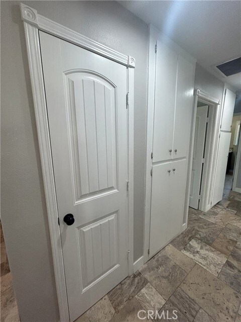 Building Photo - 808 Orchard Dr
