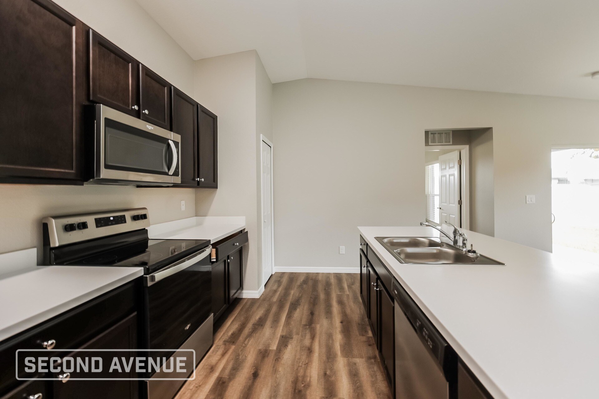 Building Photo - 1811 NW 15th Ave