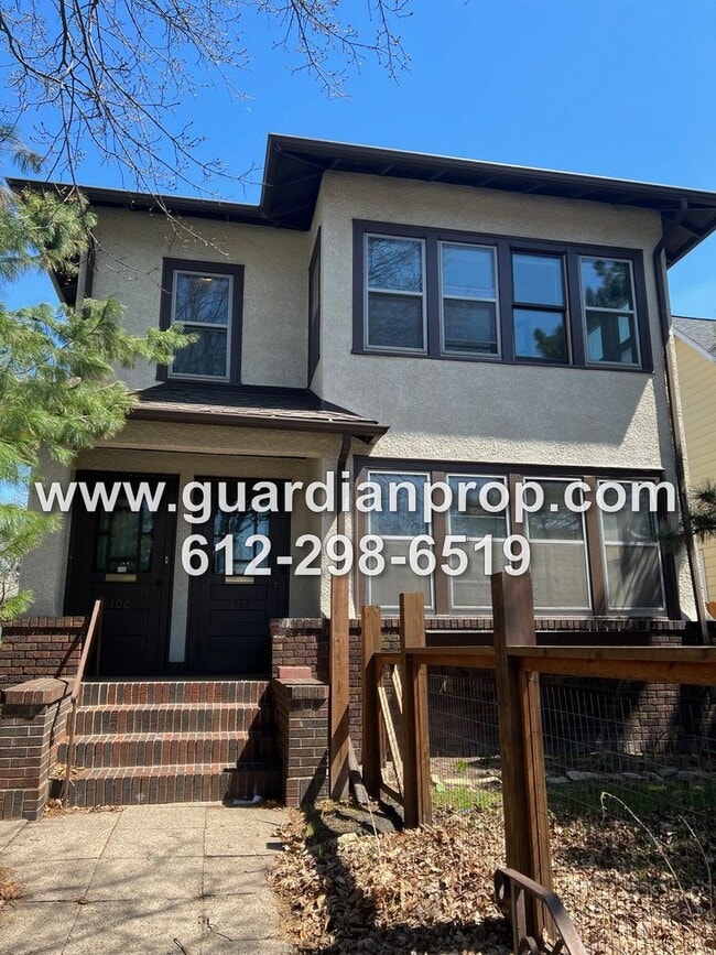 Building Photo - Fully Updated Upper Duplex for September 1, New Kitchen & Bath, Sunroom + Office Area, Private Ba...