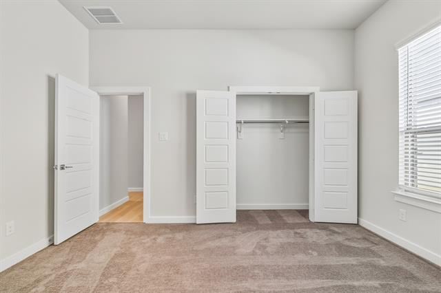 Building Photo - 1720 Palmetto Rd