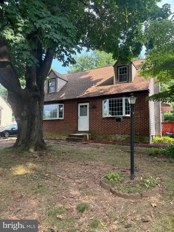 Primary Photo - 3183 Maple Rd
