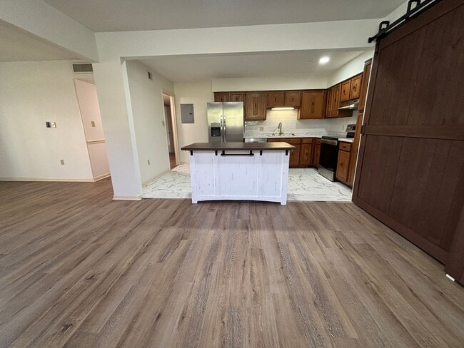 Building Photo - 5260 Crossbow Cir