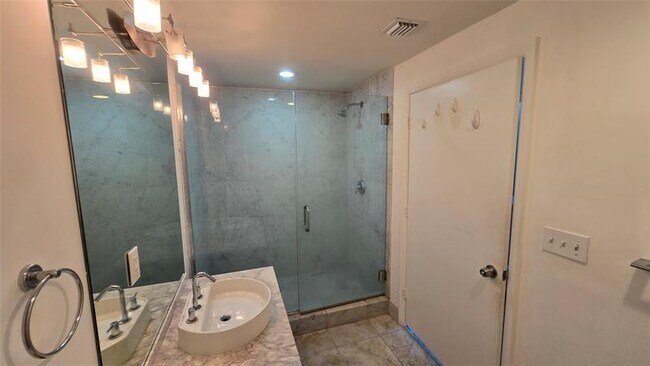 Building Photo - 244 Biscayne Blvd