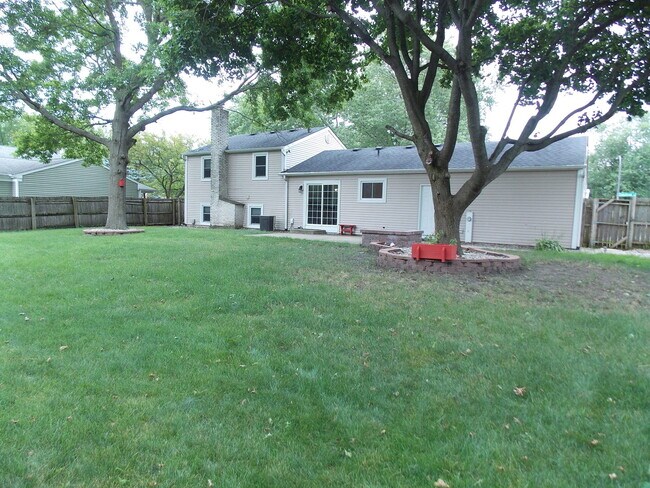 Building Photo - 209 Cedarbrook Rd