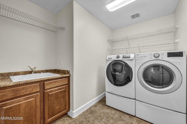 Building Photo - 2425 Crooked Canyon Ct