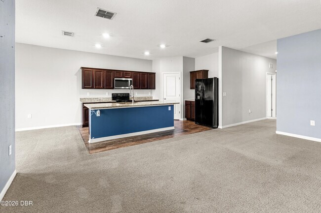 Building Photo - 3017 Blue Shrs Wy